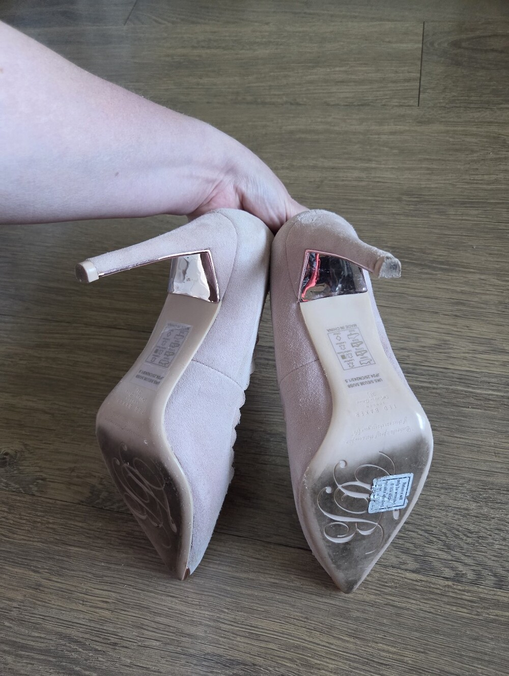 Ted Baker Blush Scalloped Pointed-Toe Heels - Picture 4 of 11